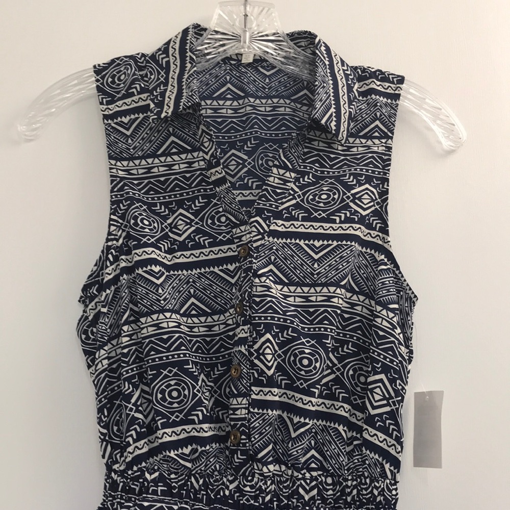 Romper - Picture 2 of 7